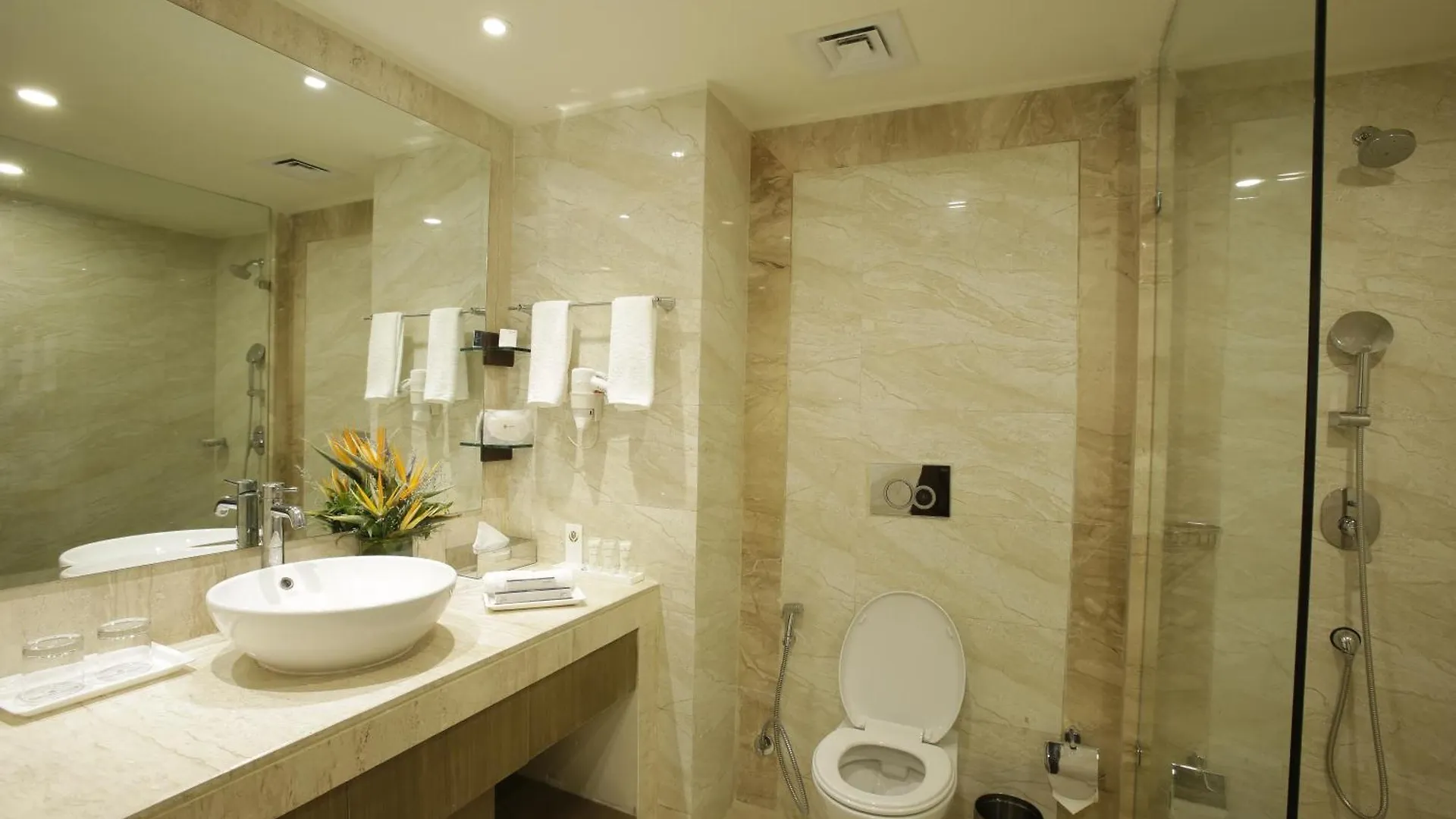 Golden Suites Gurgaon Inde Hotels