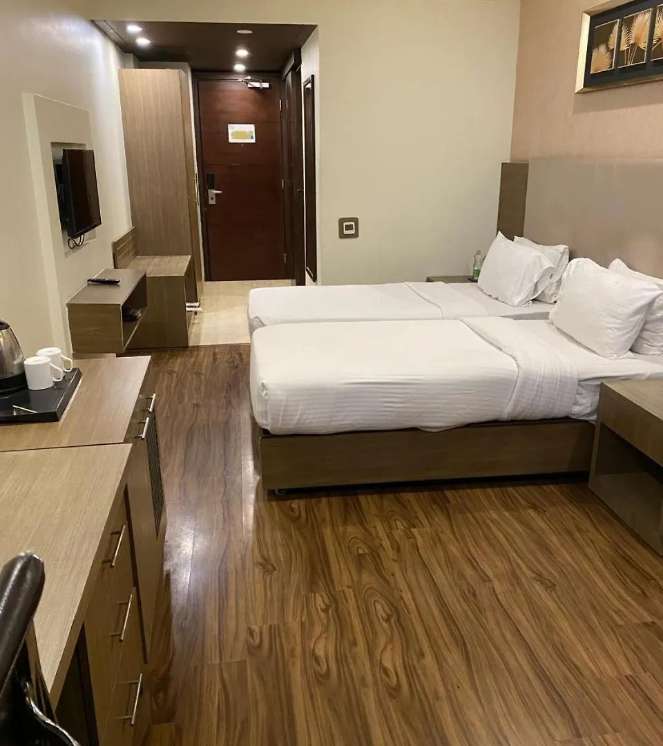 Golden Suites Gurgaon Inde Hotels