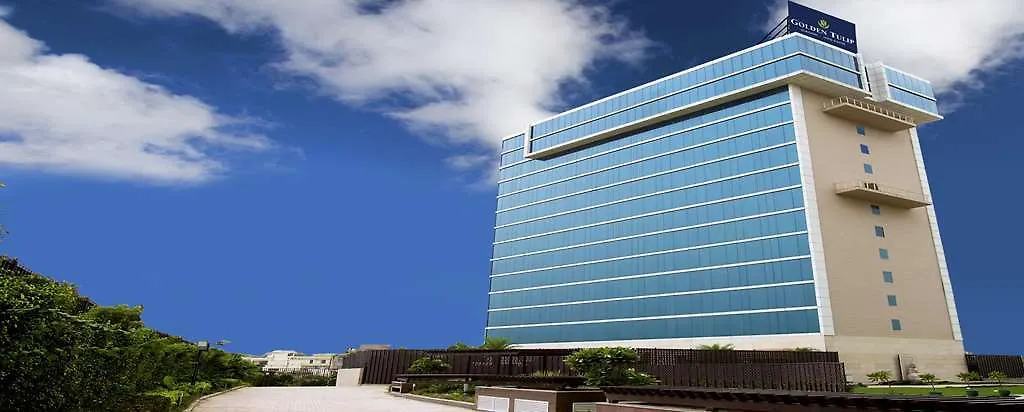 Golden Suites Gurgaon Inde Hotels 4*,