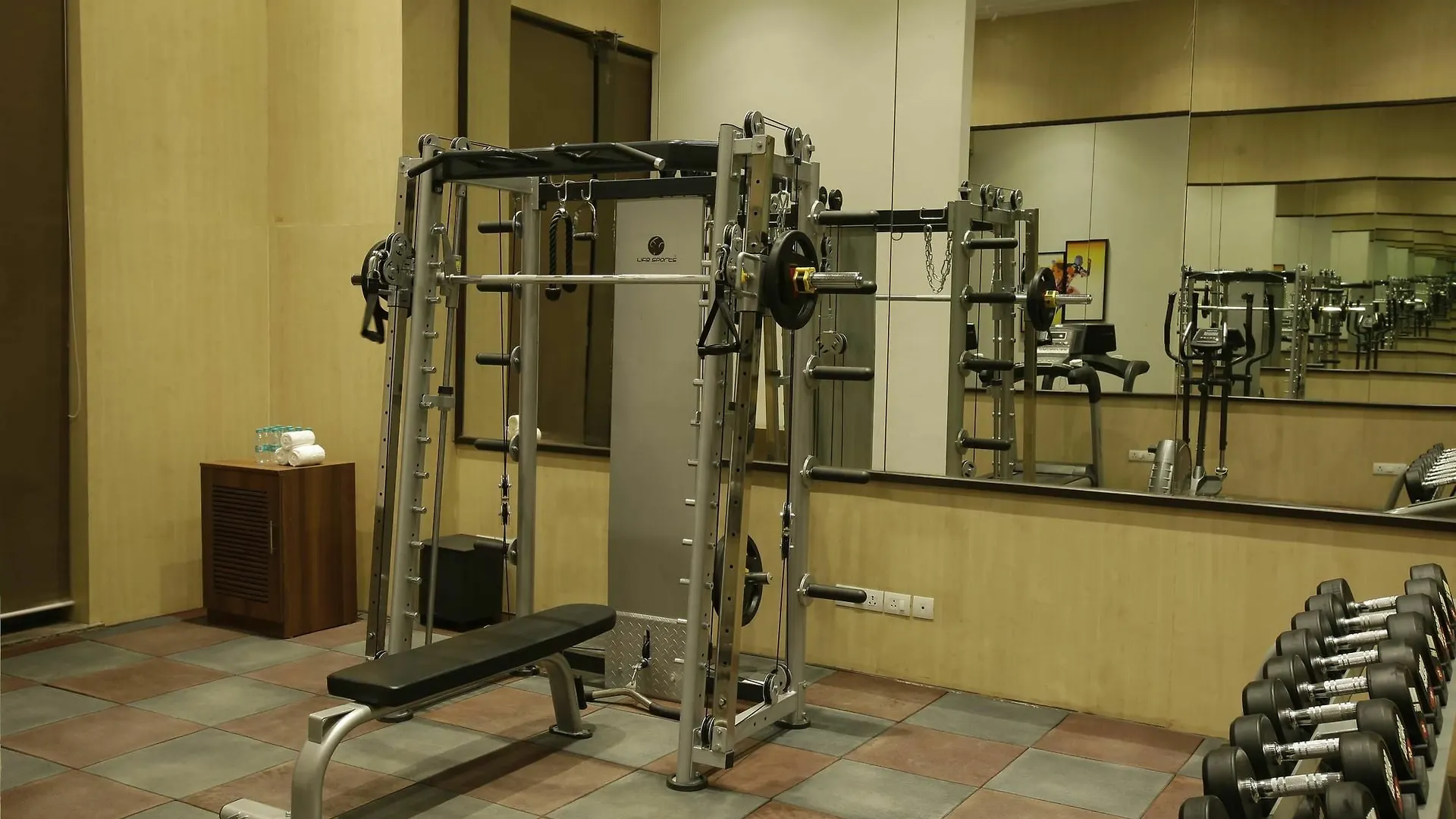 Golden Suites Gurgaon Inde Hotels