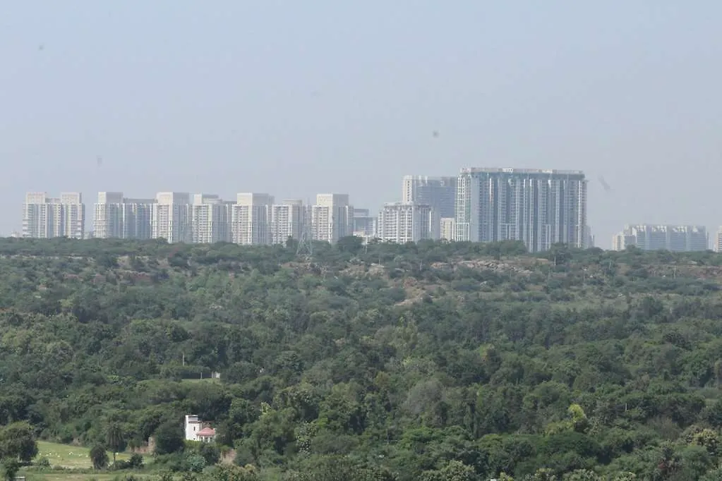Golden Suites Gurgaon Inde Hotels
